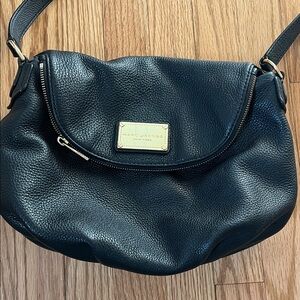 Marc Jacobs Black slouchy large crossbody Bag with Gold hardware / Q Natasha